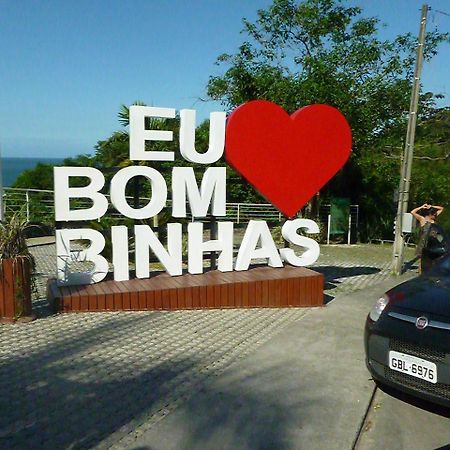 Apartamento 12 - Bombinhas - 200 Metros Da Praia Екстер'єр фото