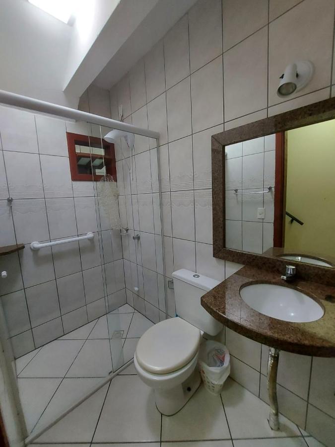 Apartamento 12 - Bombinhas - 200 Metros Da Praia Екстер'єр фото