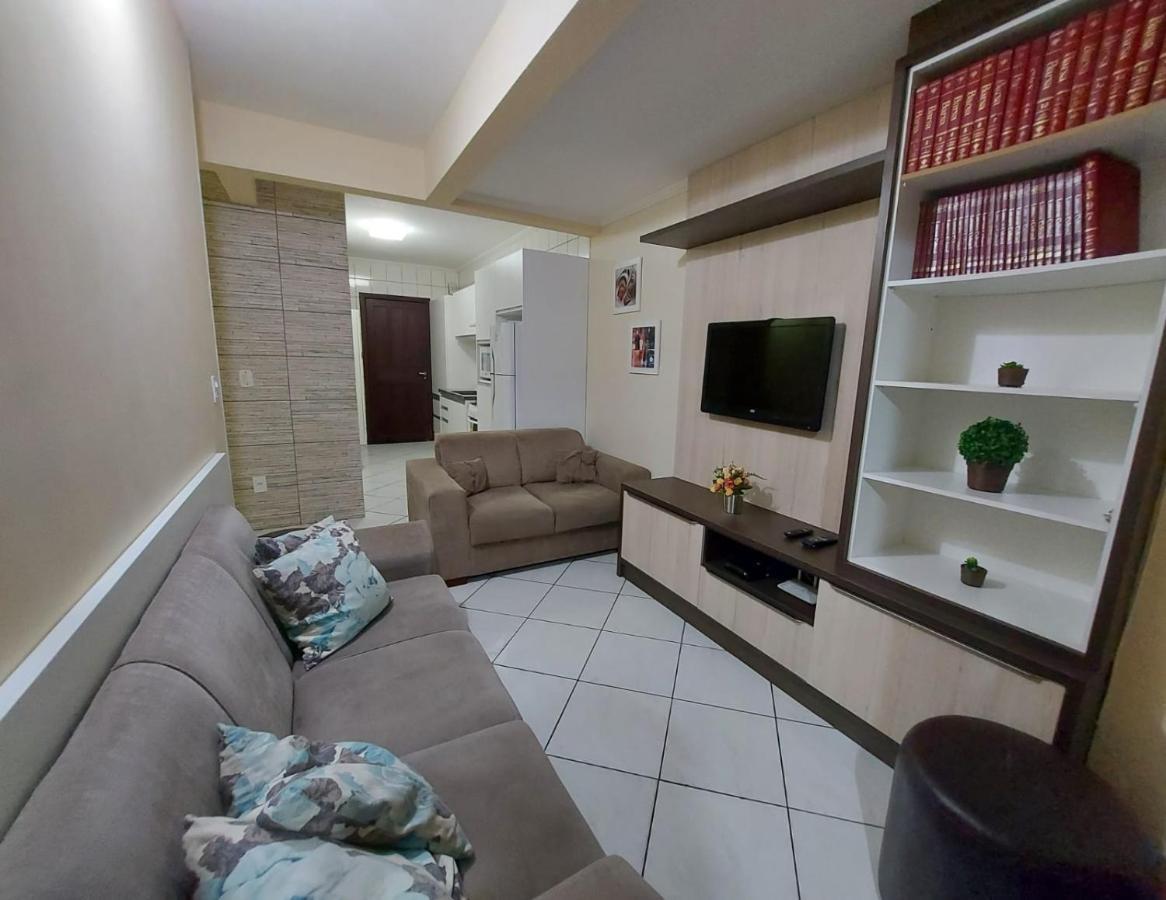 Apartamento 12 - Bombinhas - 200 Metros Da Praia Екстер'єр фото